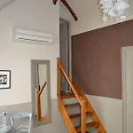 La Grenouillere Vendégház Portes