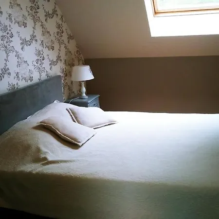 Gasthof La Grenouillere Portes (Eure)