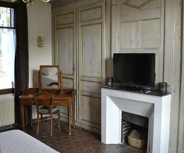 La Grenouillere Guest house 3*